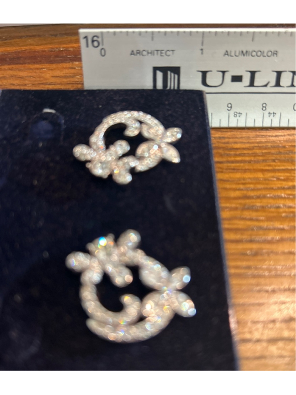 Women's Swarovski Silver Crystal Floral Stud Earrings One Size - Picture 3 of 3